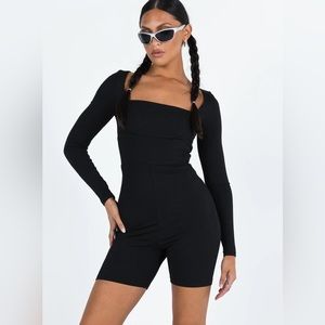 Sara Romper Black